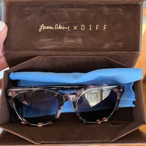 Lauren Akins x DIFF sunglasses